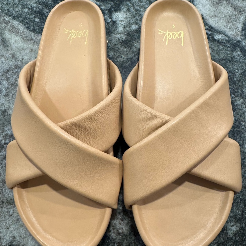 Beek Beige Leather Cross Strap Sandals